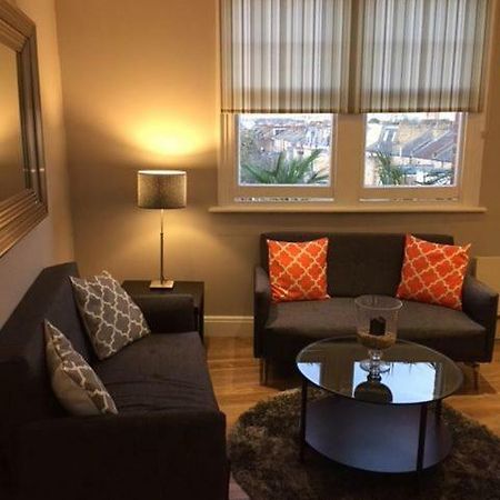 Stunning 2 Bed Flat Shepherds Bush Daire Londra Dış mekan fotoğraf