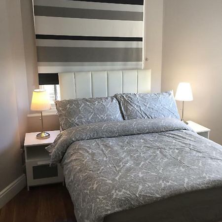 Stunning 2 Bed Flat Shepherds Bush Daire Londra Dış mekan fotoğraf